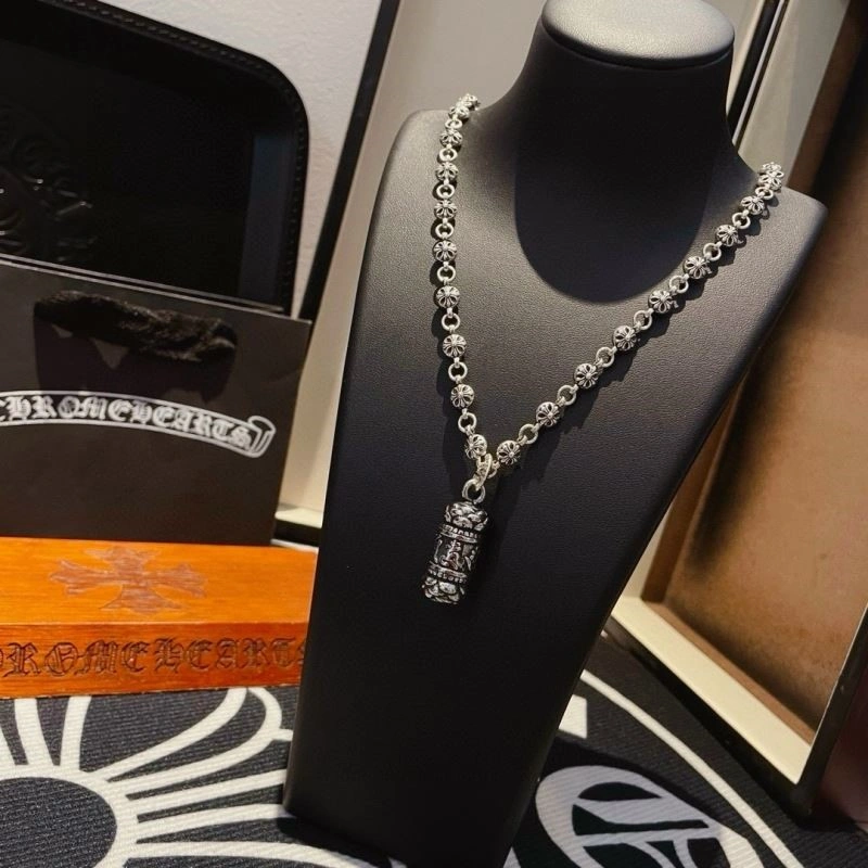 Modern Chrome Hearts Necklaces 239209
