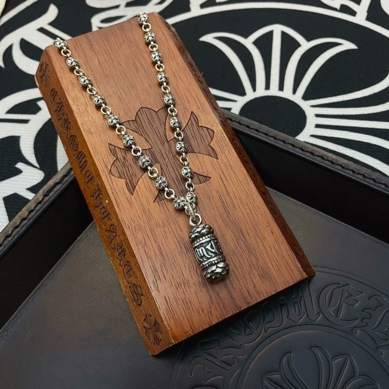 Modern Chrome Hearts Necklaces 239209