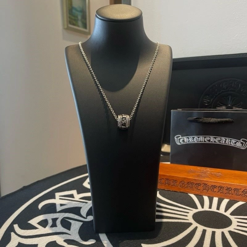 Chrome Hearts Necklaces Stylish 239183