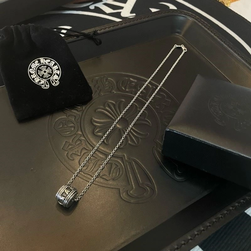 Chrome Hearts Necklaces Stylish 239183