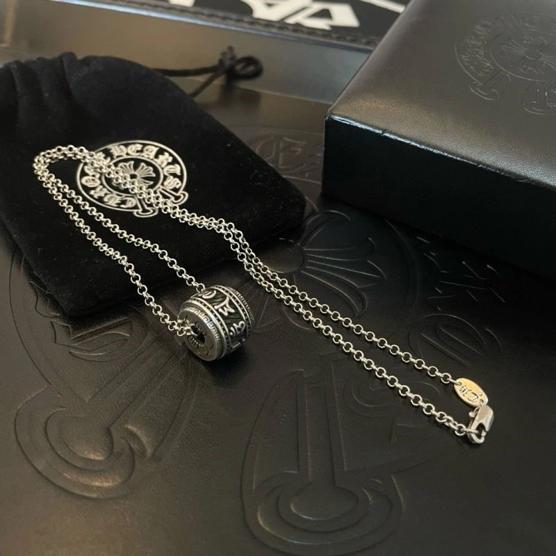 Chrome Hearts Necklaces Stylish 239183