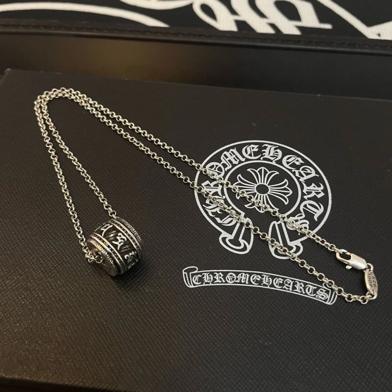 Chrome Hearts Necklaces Stylish 239183