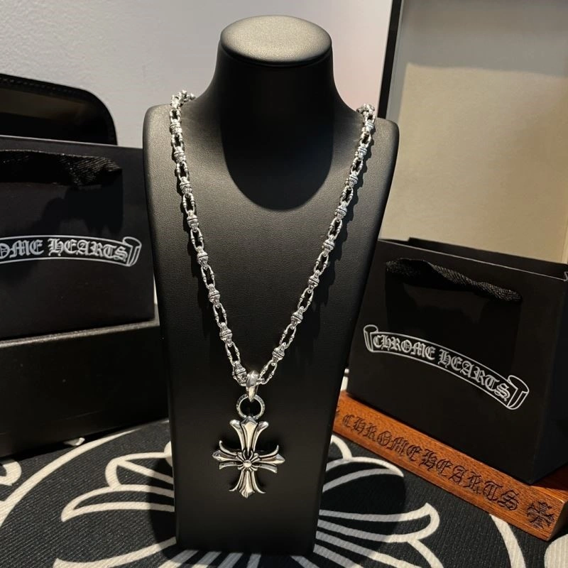 Compact Chrome Hearts Necklaces 238761
