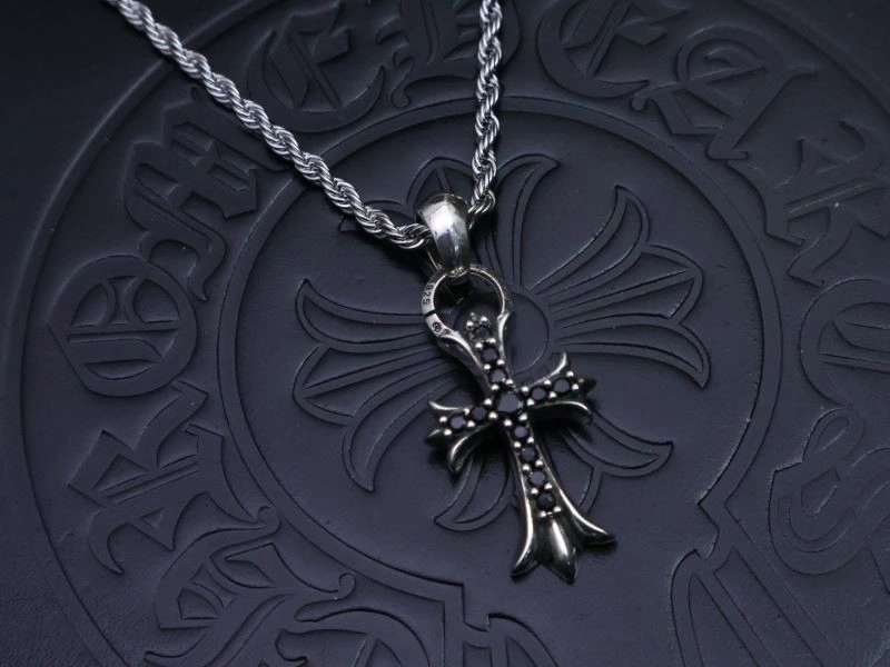 Compact Chrome Hearts Necklaces 238736