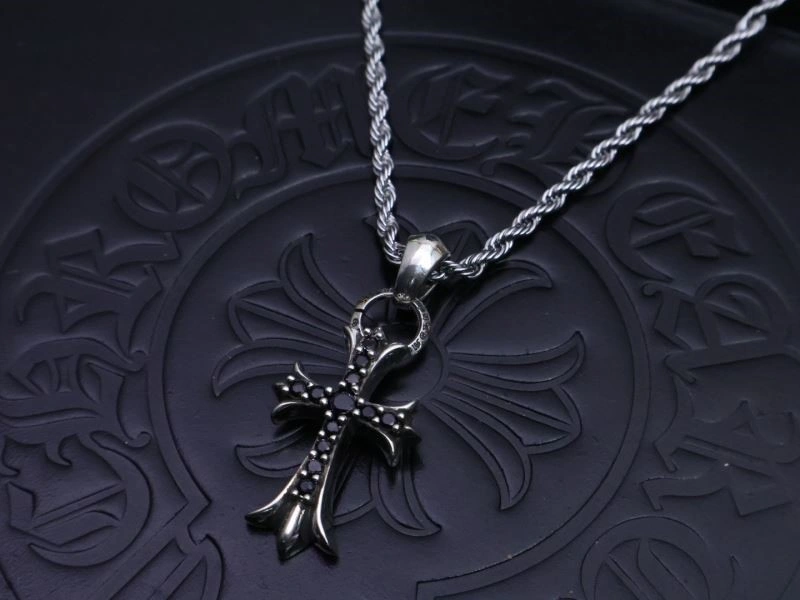 Compact Chrome Hearts Necklaces 238736