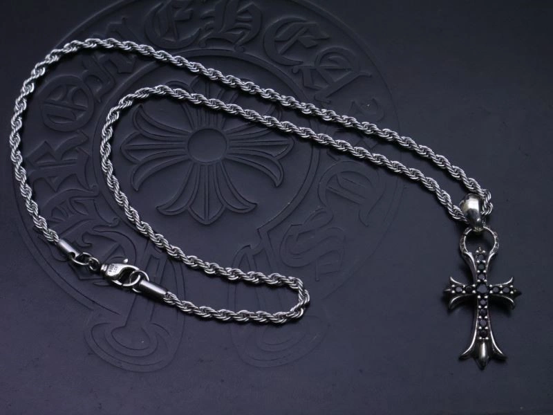 Compact Chrome Hearts Necklaces 238736