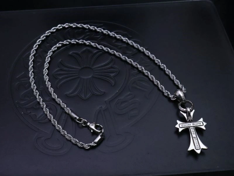 Snug Chrome Hearts Necklaces 238746