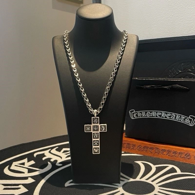 FashionForward Chrome Hearts Necklaces 238722
