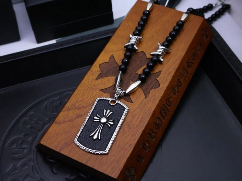 UrbanStyle Chrome Hearts Necklaces 238711