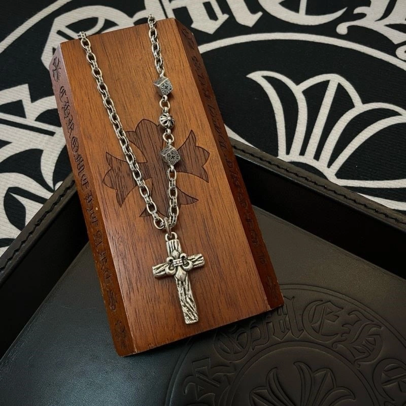Elegant Chrome Hearts Necklaces 238657