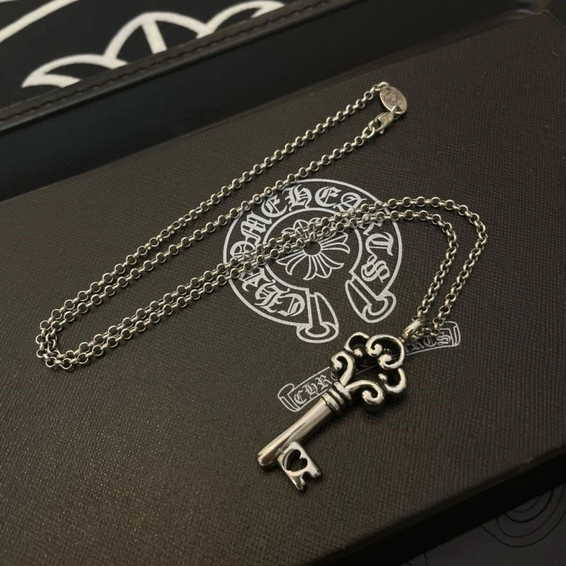 Sleek Chrome Hearts Necklaces 238660