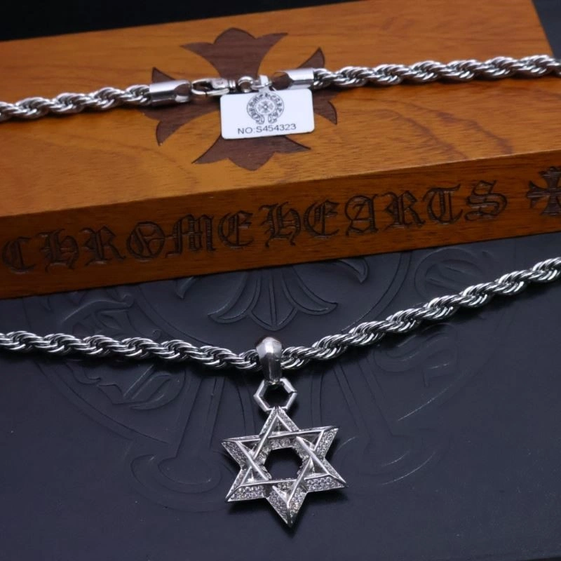 Flexible Chrome Hearts Necklaces 238629