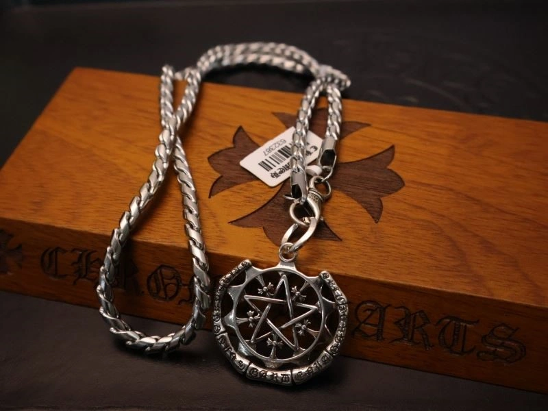 Durable Chrome Hearts Necklaces 238586