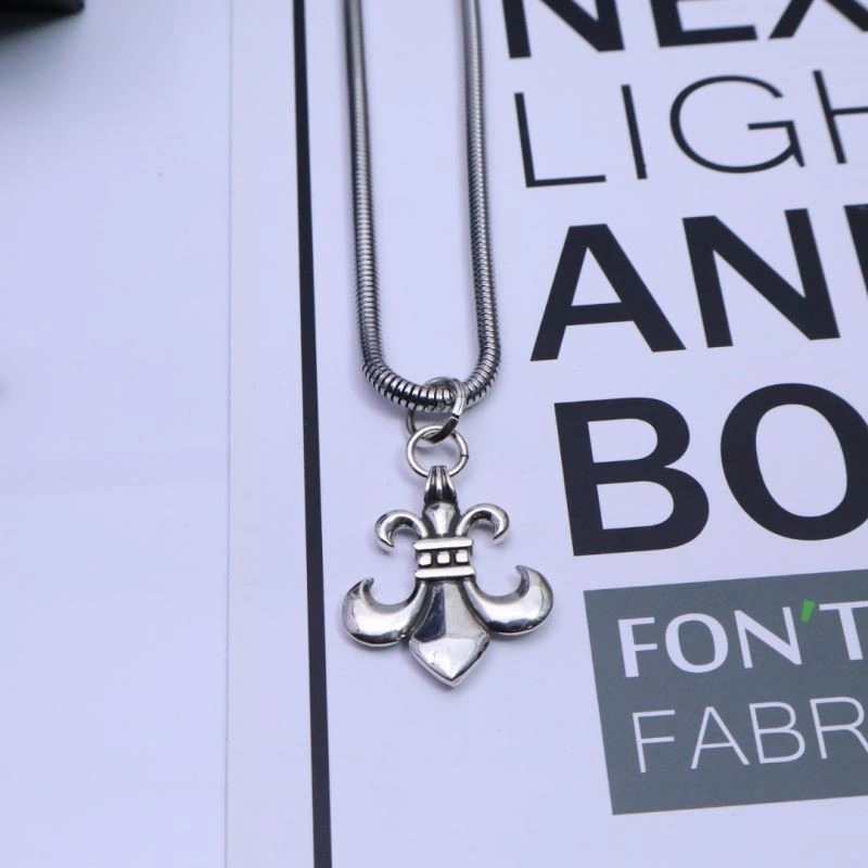 Attractive Chrome Hearts Necklaces 238570