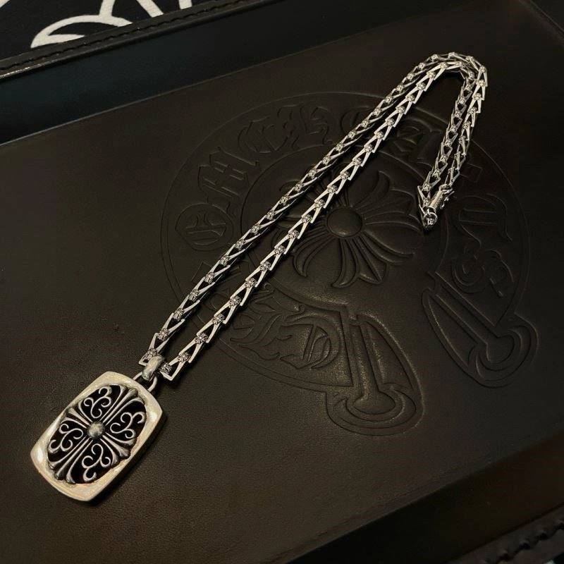 Effortless Chrome Hearts Necklaces 238571