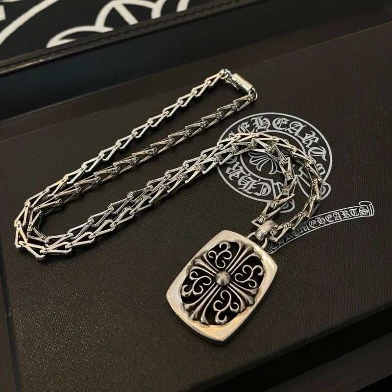Effortless Chrome Hearts Necklaces 238571