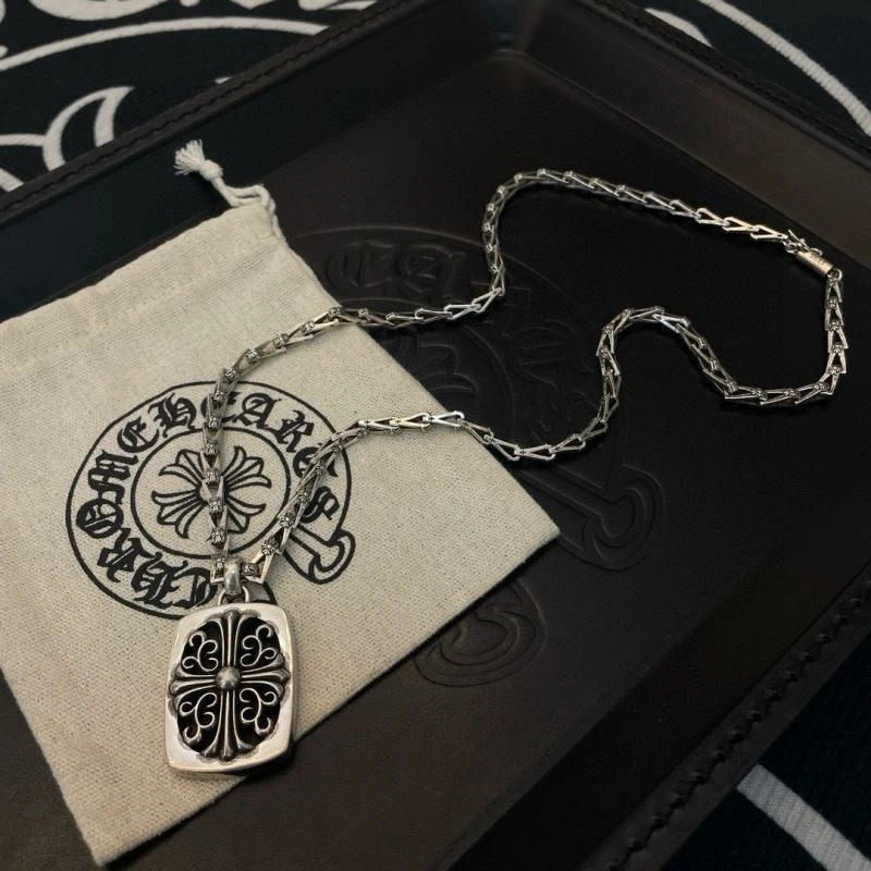 Effortless Chrome Hearts Necklaces 238571