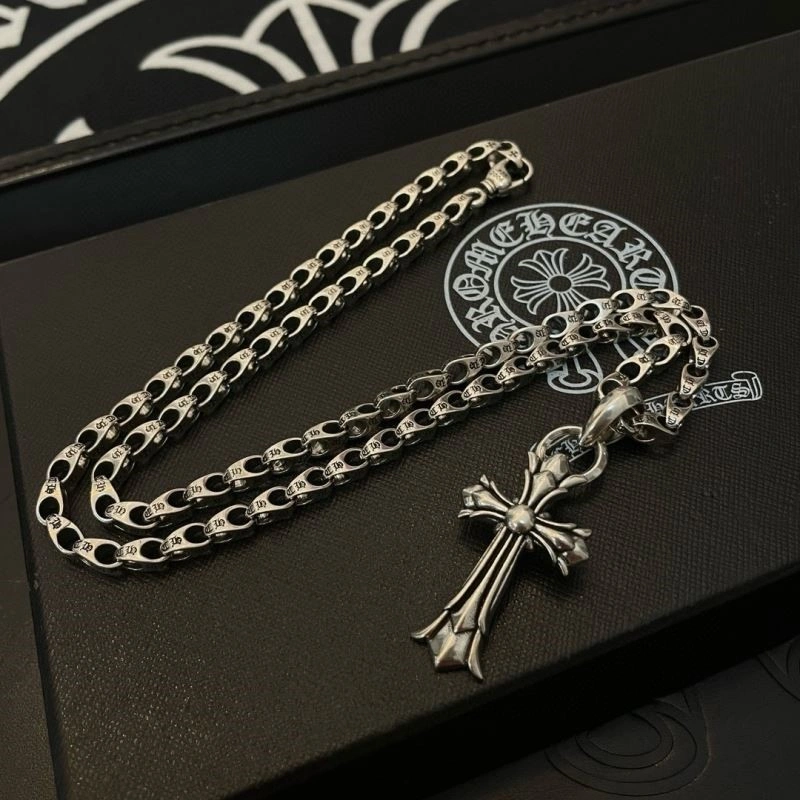Unisex Chrome Hearts Necklaces 238587