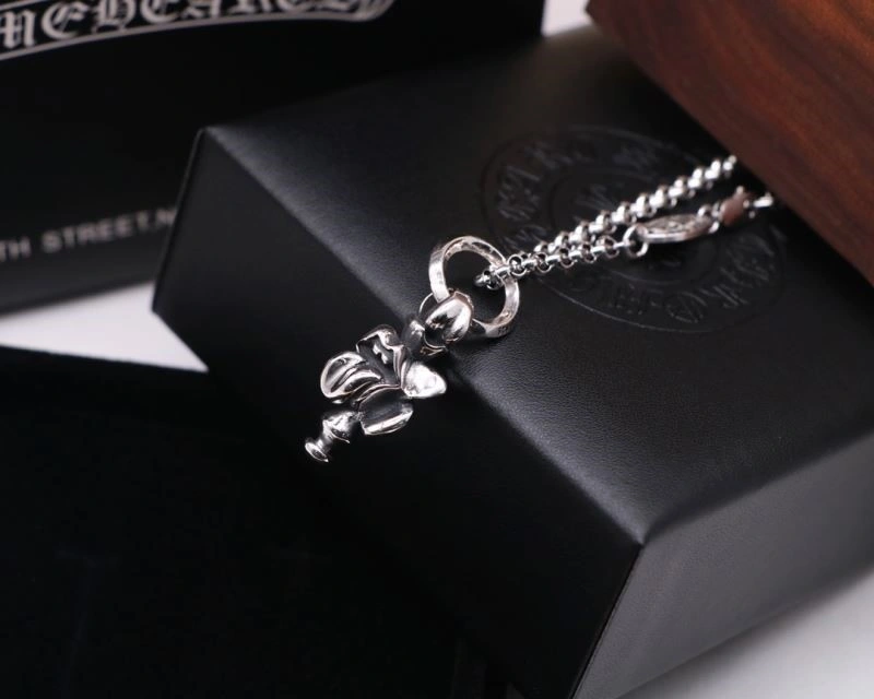 FashionForward Chrome Hearts Necklaces 238557