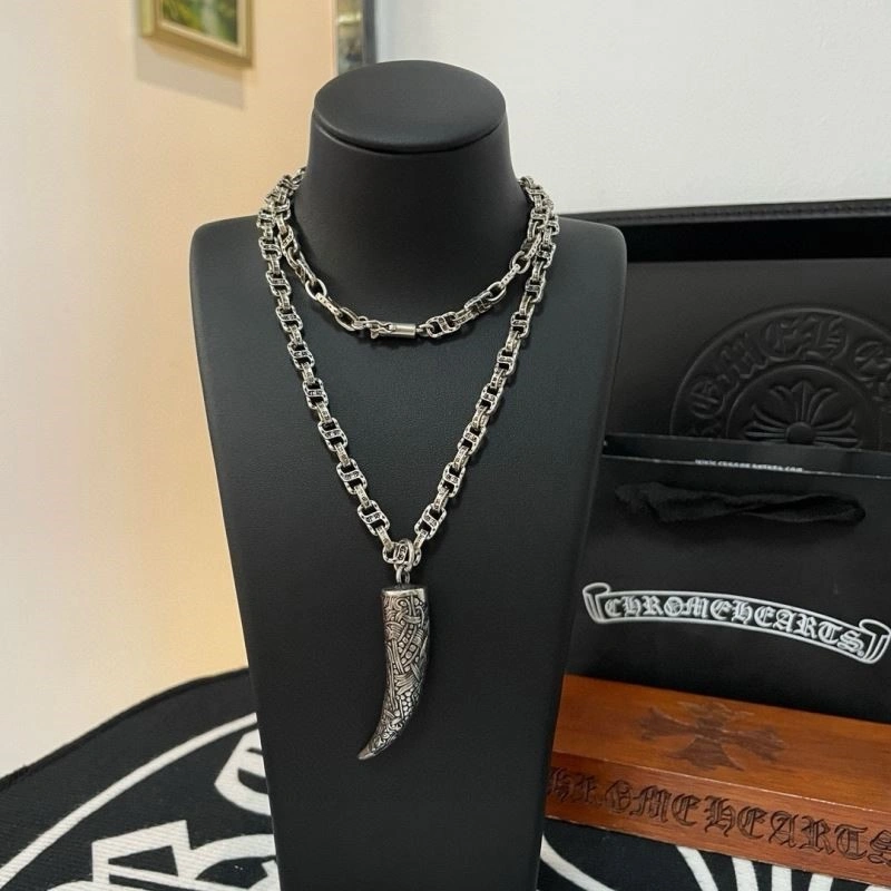 FashionForward Chrome Hearts Necklaces 238546