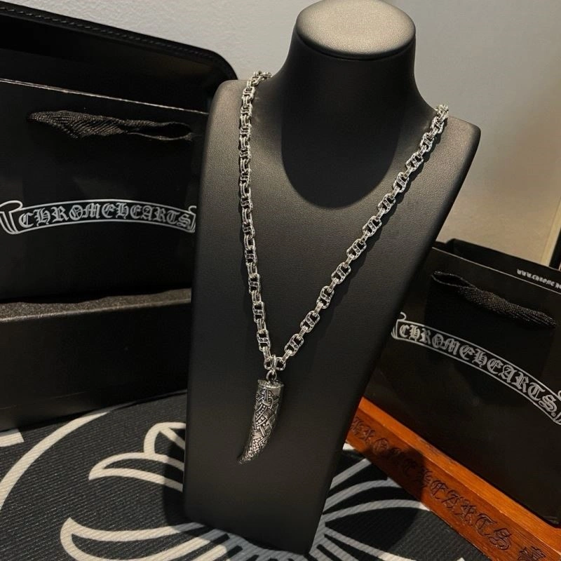 FashionForward Chrome Hearts Necklaces 238546