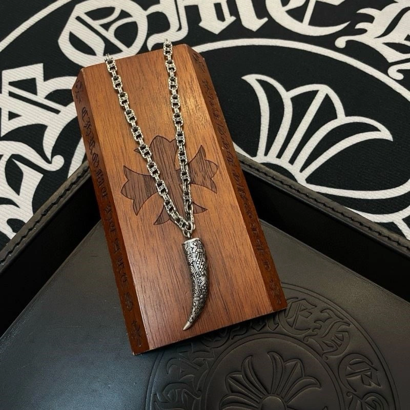 FashionForward Chrome Hearts Necklaces 238546