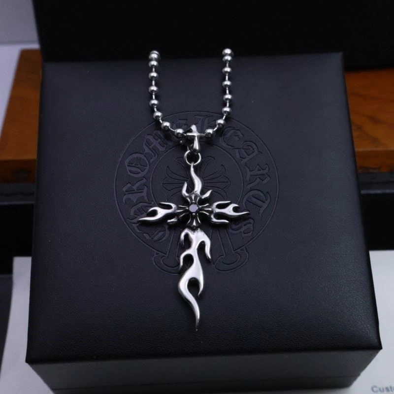 WaterResistant Chrome Hearts Necklaces 238527