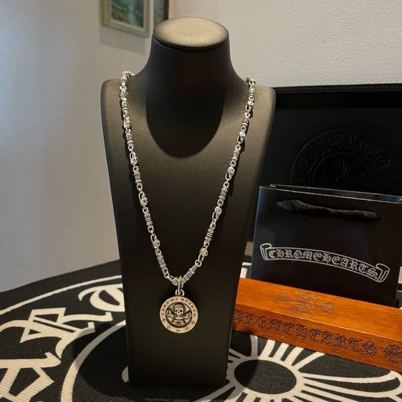 Vibrant Chrome Hearts Necklaces 238472