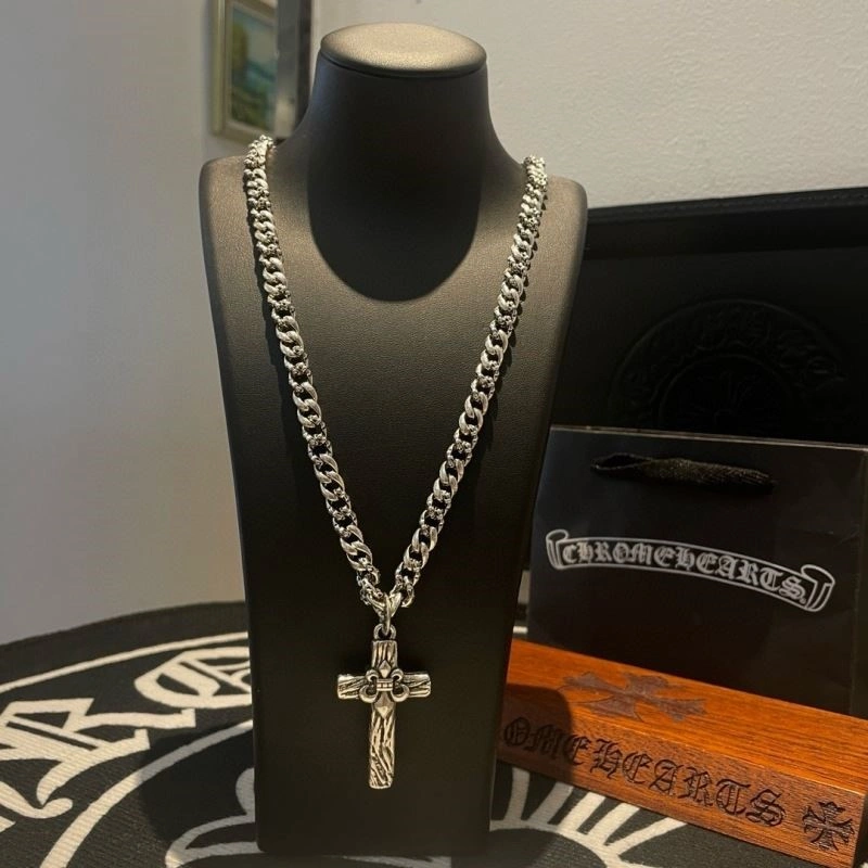 Chrome Hearts Necklaces Stylish 238417
