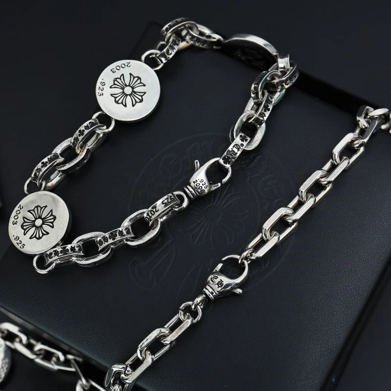 WaterResistant Chrome Hearts Necklaces 238020