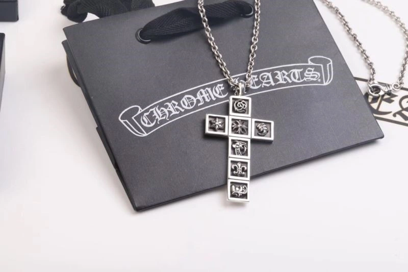 SmoothTexture Chrome Hearts Necklaces 237986