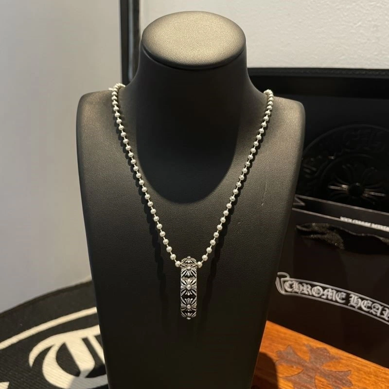 Breathable Chrome Hearts Necklaces 237981