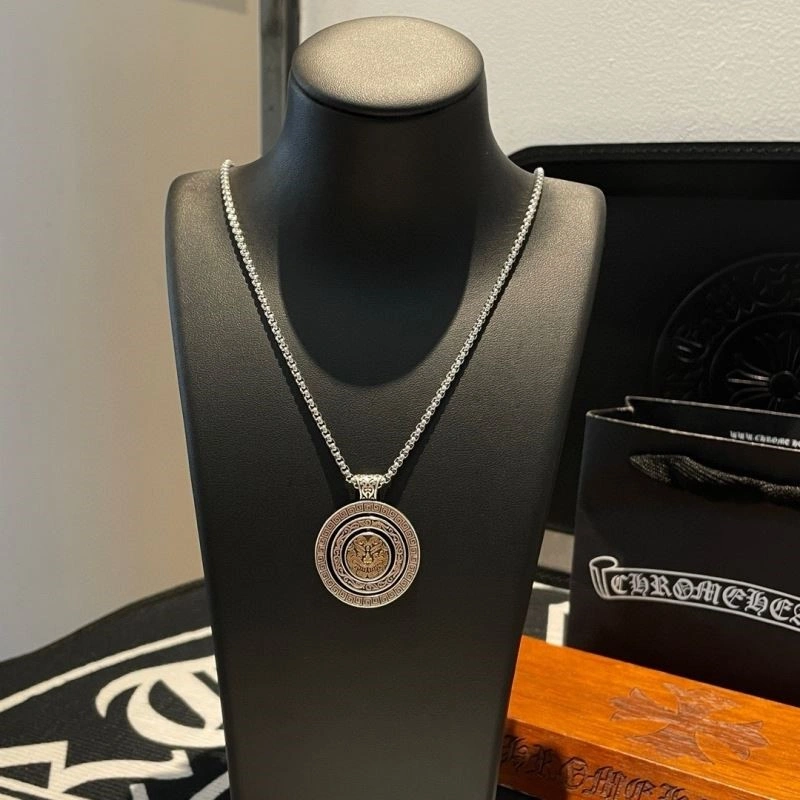 Bold Chrome Hearts Necklaces 237973