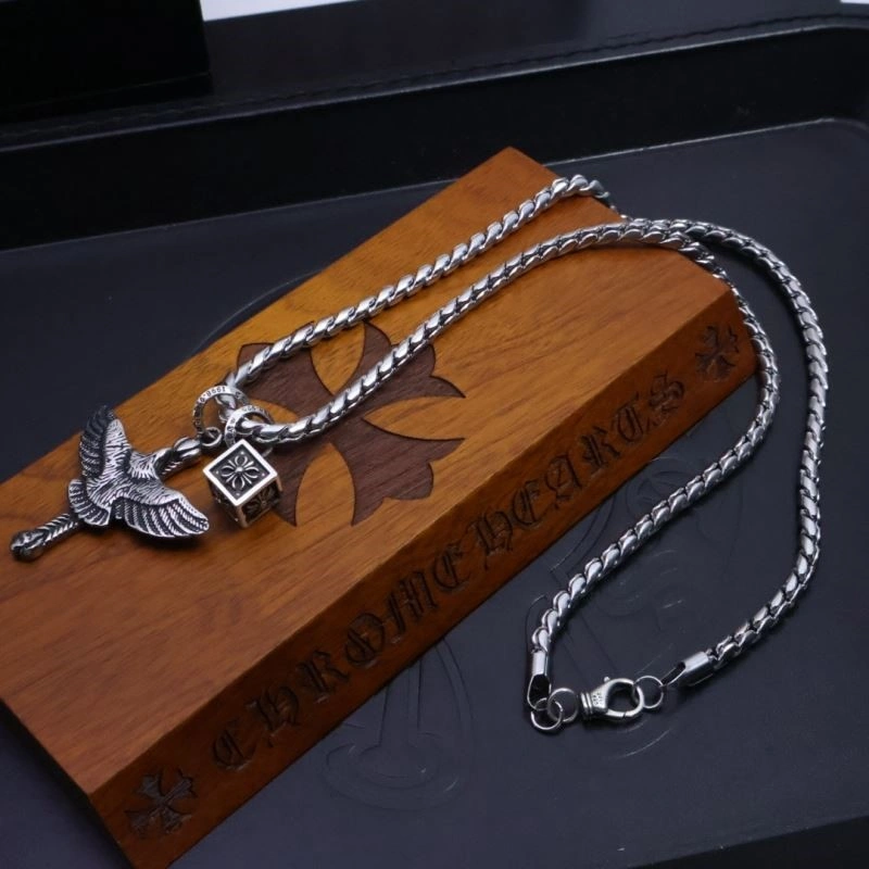 OdorResistant Chrome Hearts Necklaces 237978