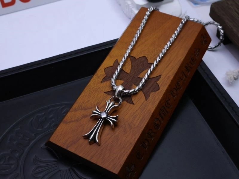 Sophisticated Chrome Hearts Necklaces 237926
