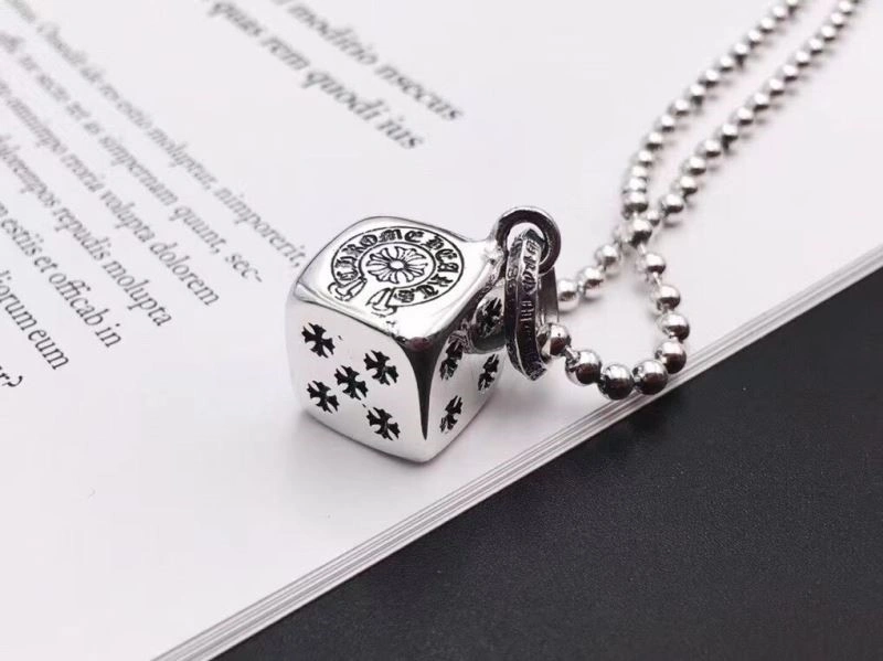 Thermal Chrome Hearts Necklaces 237876