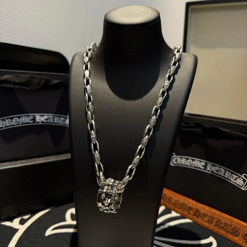 Breathable Chrome Hearts Necklaces 237902