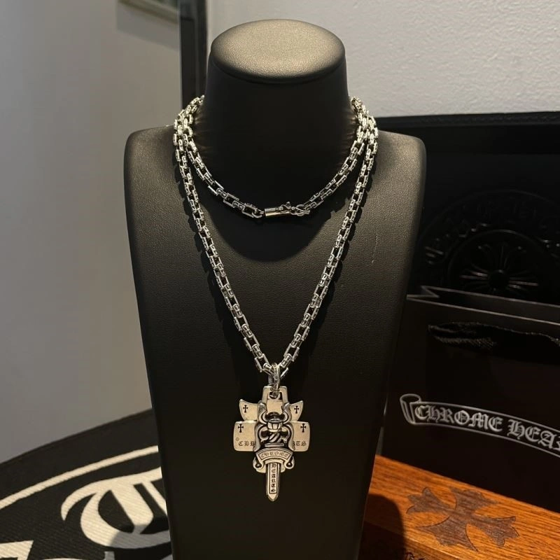 Breathable Chrome Hearts Necklaces 237836