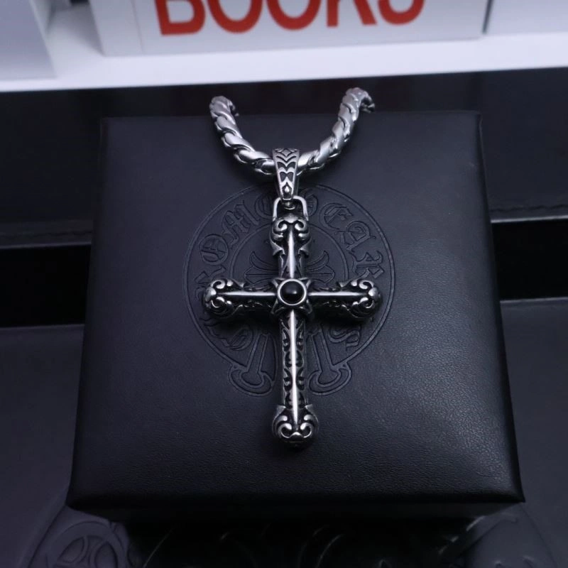 Vibrant Chrome Hearts Necklaces 237815