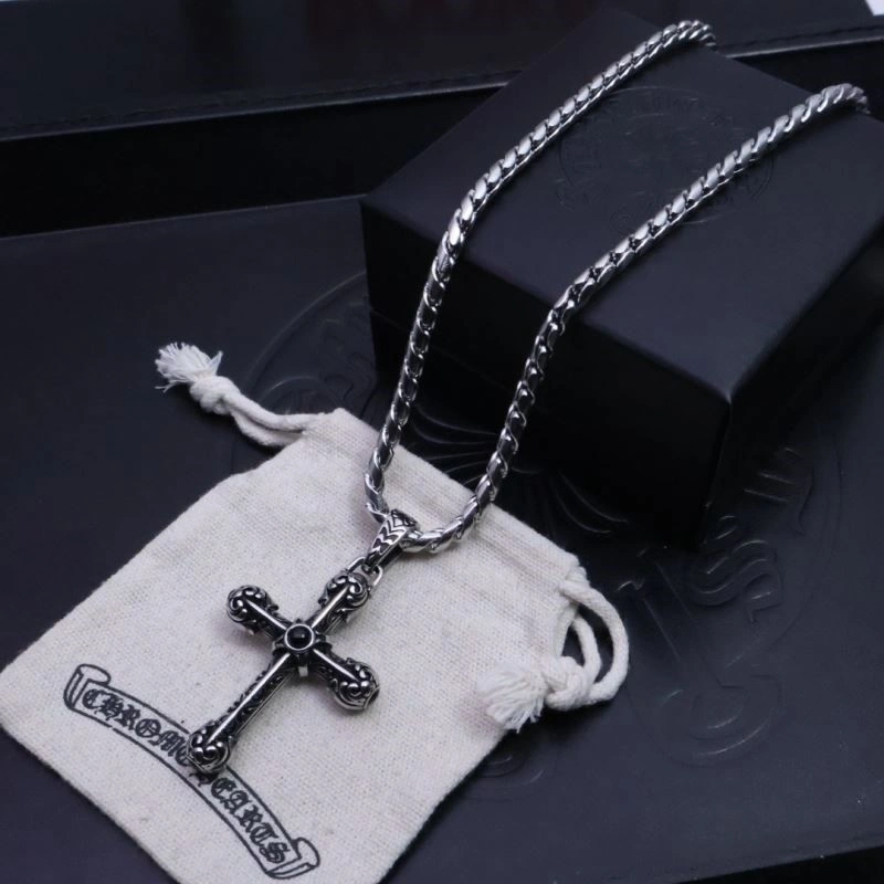 Vibrant Chrome Hearts Necklaces 237815
