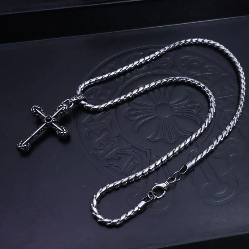 Vibrant Chrome Hearts Necklaces 237815