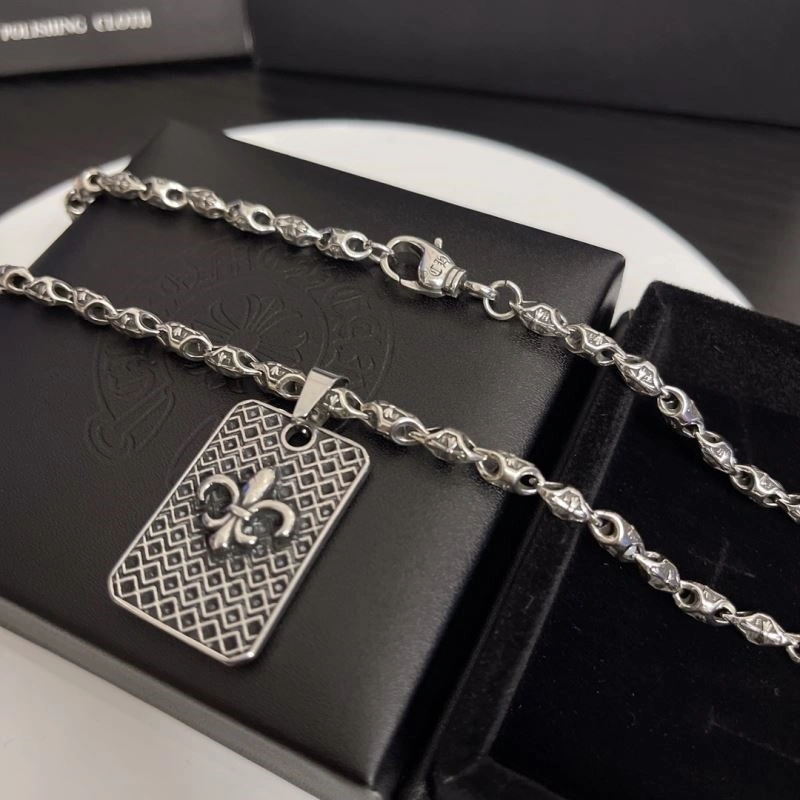 Snug Chrome Hearts Necklaces 237802