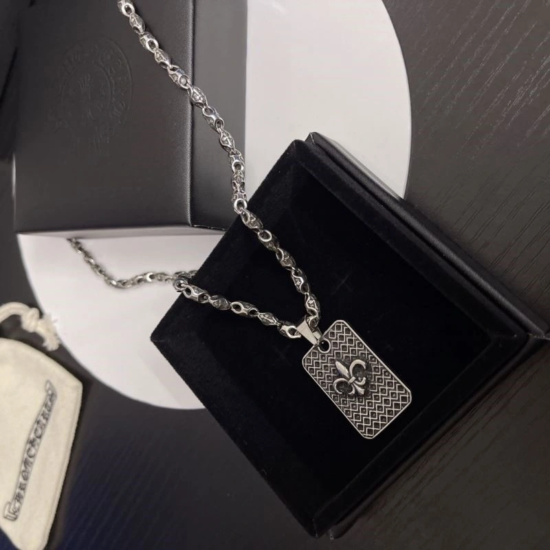 Snug Chrome Hearts Necklaces 237802