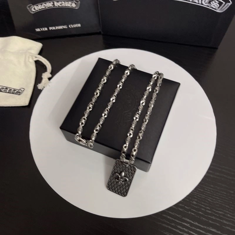 Snug Chrome Hearts Necklaces 237802