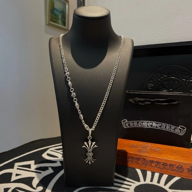 Breathable Chrome Hearts Necklaces 237782