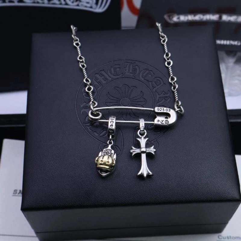 Thermal Chrome Hearts Necklaces 237761