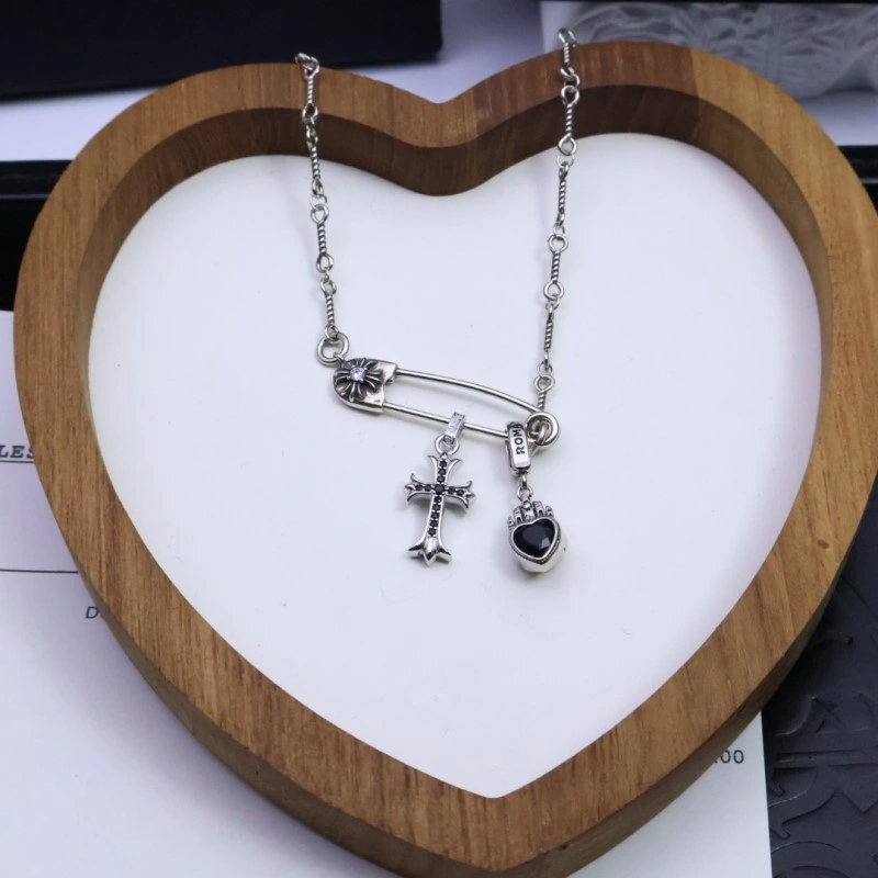 Thermal Chrome Hearts Necklaces 237761
