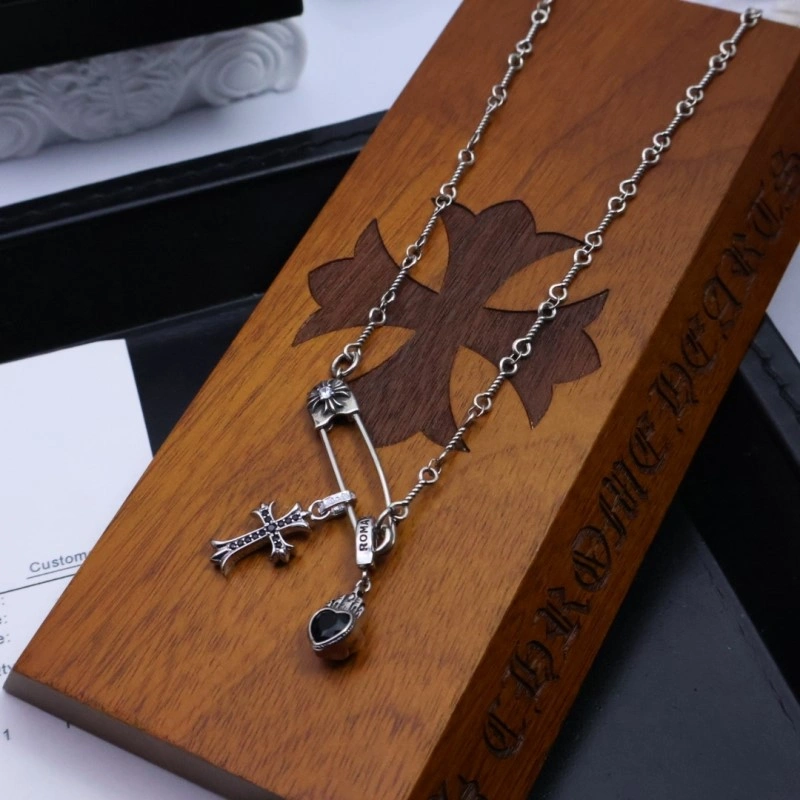 Thermal Chrome Hearts Necklaces 237761