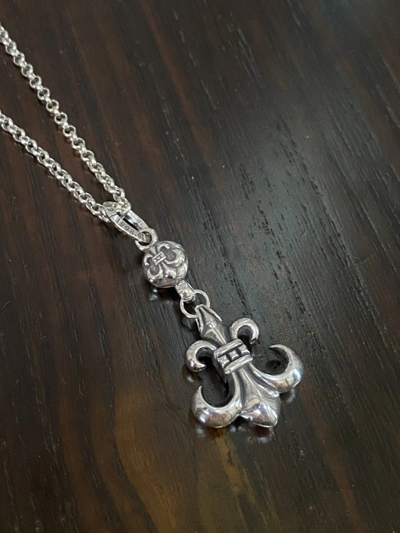 Chrome Hearts Necklaces OnTrend 237739