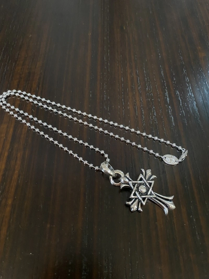 Compact Chrome Hearts Necklaces 237737